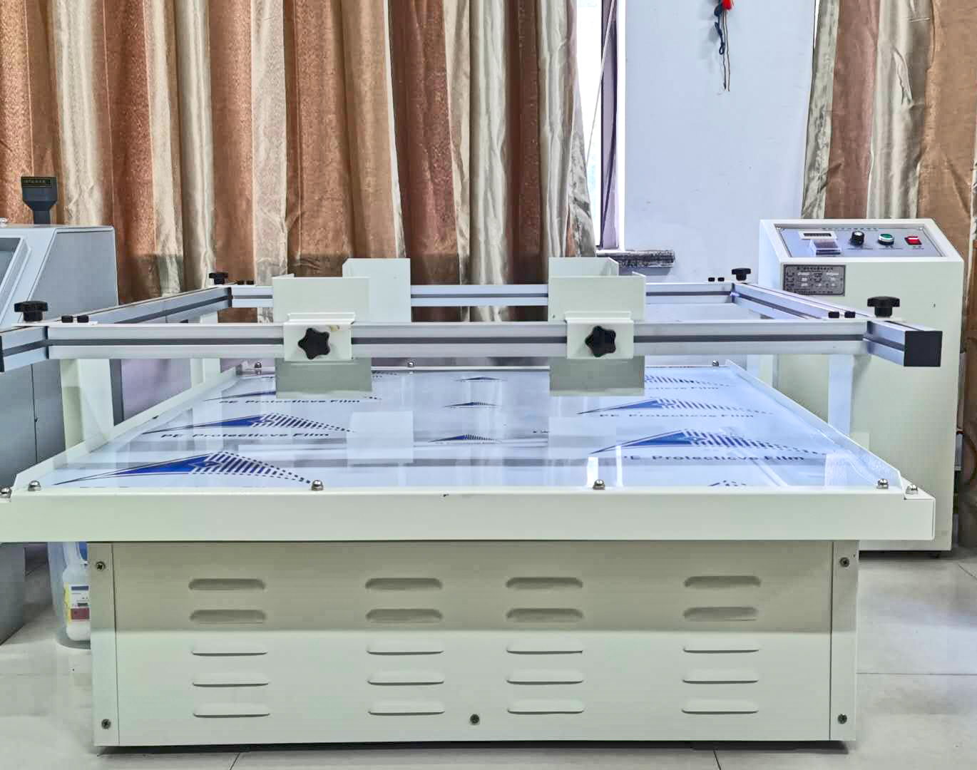 模拟运输振动台